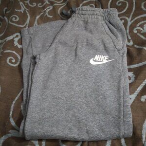 Gray Nike sweatpants. Boys large